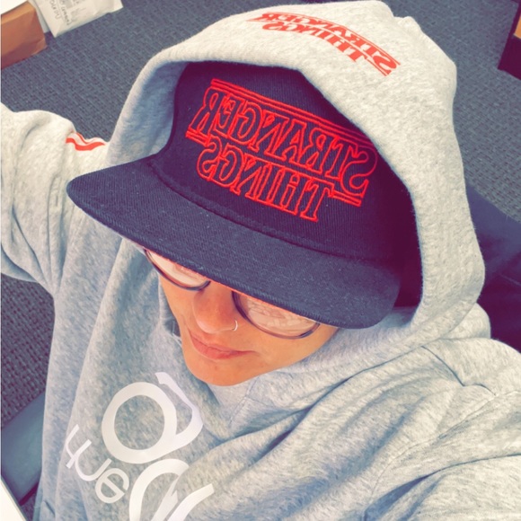 Meet your Posher, Amanda - Picture 3 of 4